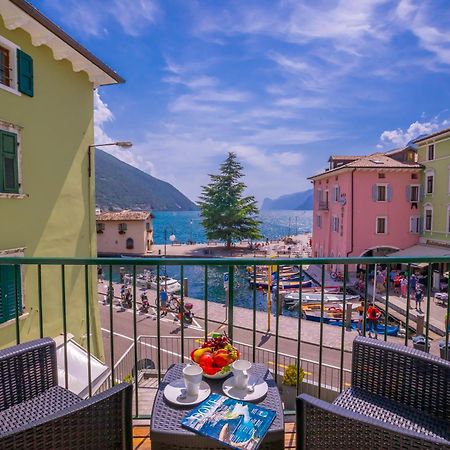 Dogana Best Lake View Torbole Sul Garda Exterior foto