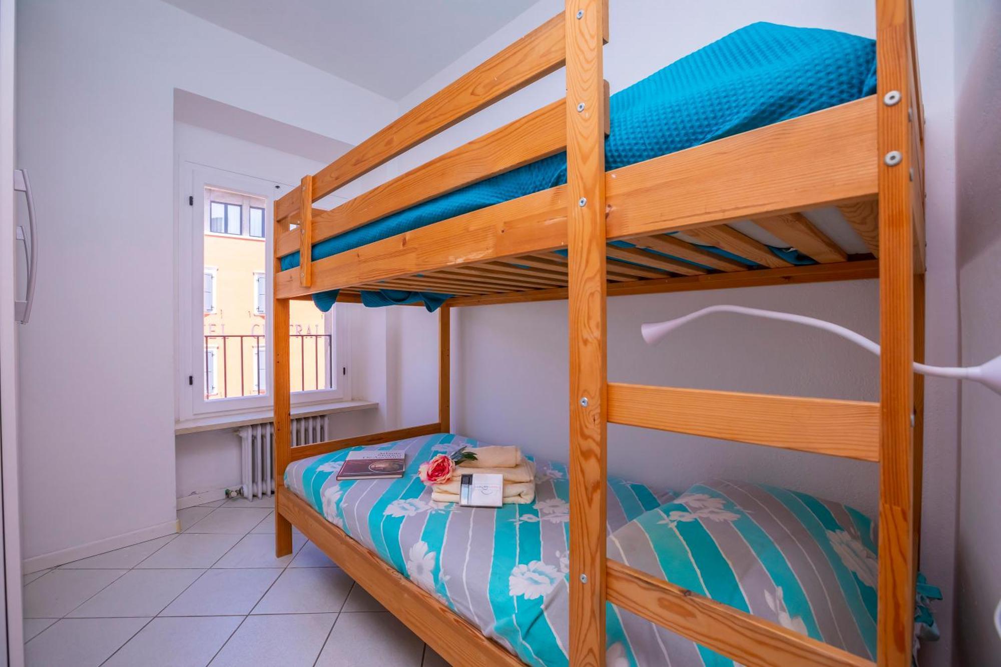 Dogana Best Lake View Torbole Sul Garda Exterior foto