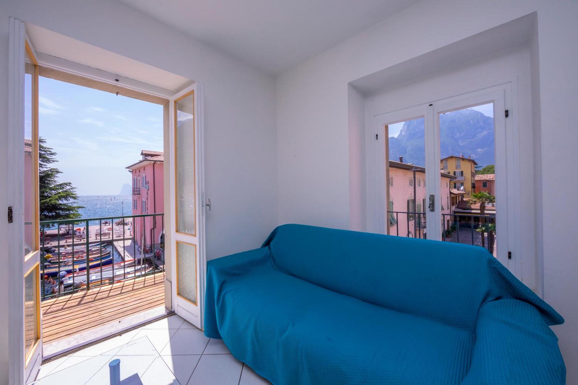 Dogana Best Lake View Torbole Sul Garda Exterior foto