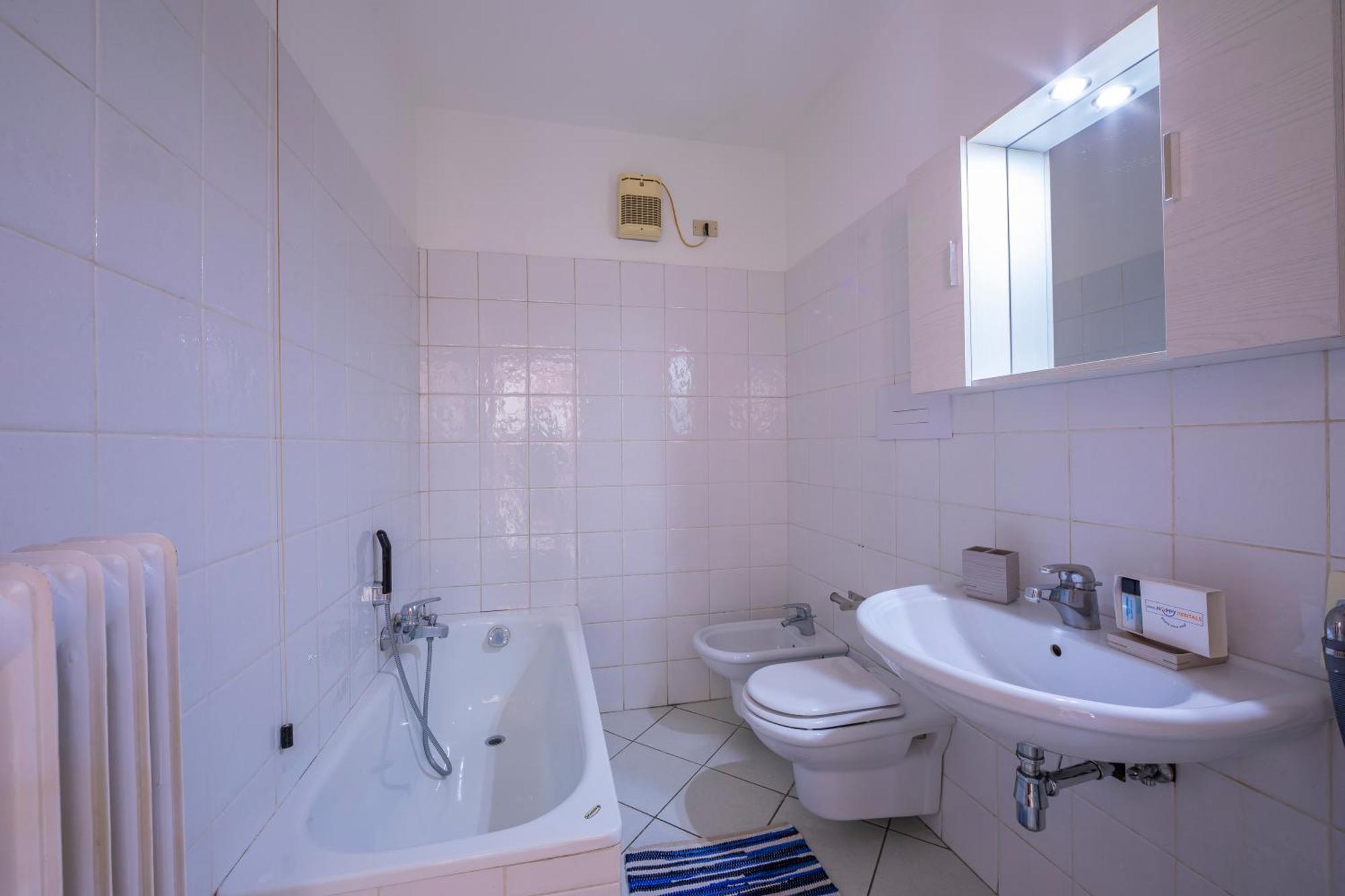 Dogana Best Lake View Torbole Sul Garda Exterior foto